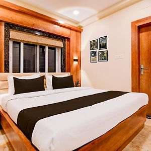 Super Hotel O 82938 Grand Inn